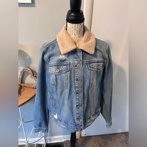 JESSICA SIMPSON DISTRESSED JEAN JACKET/FUR COLLAR - XLARGE